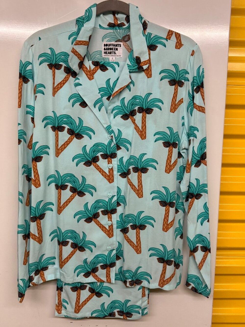 Bouffants & Broken Hearts Palm Tree Sunglasses Pajama Set Size Small